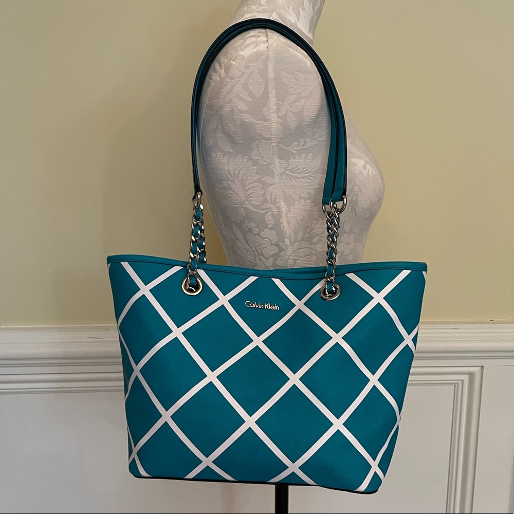 Calvin Klein blue tote